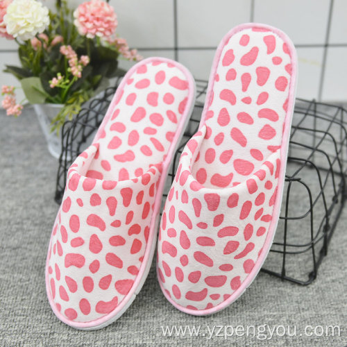 The new color Leopard print color slippers